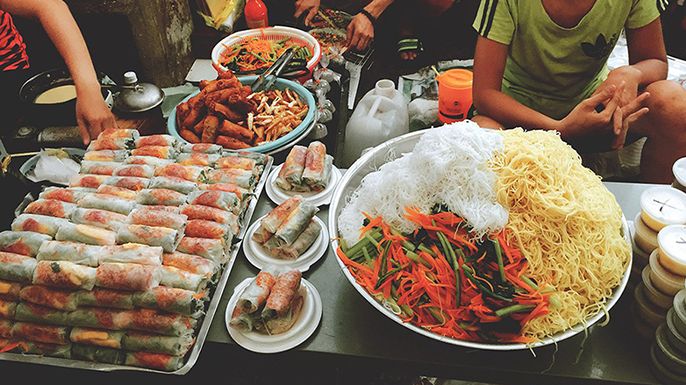 Hồ Chí Minh thuộc miền nào? Review du lịch Hồ Chí Minh ăn gì ở đâu?