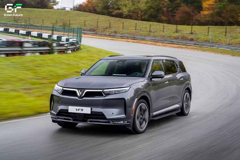 Kinh nghiệm thuê xe tự lái xe điện: Góc nhìn từ người trải nghiệm
